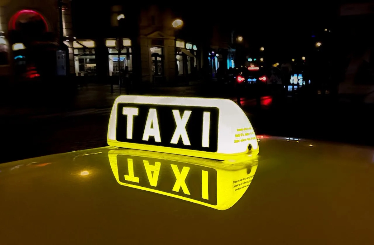 Ile kosztuje taxi za kilometr? Sprawdź ceny w różnych miastach
