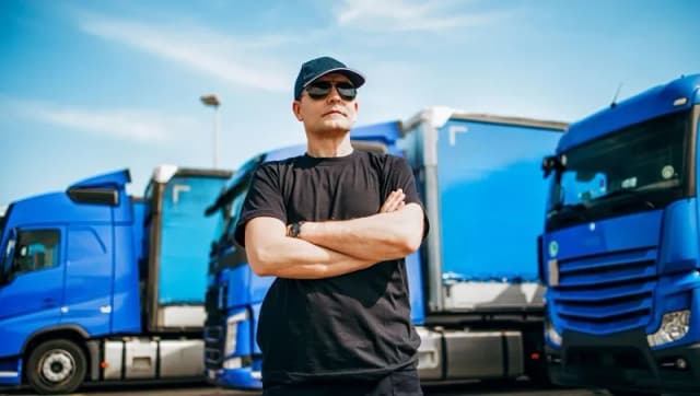 Pomysły na prezent dla kierowcy, które poprawią komfort jazdy